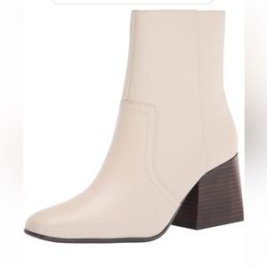 BLONDO Salome Waterproof Fashion Heel Leather Boot Bone Size 10